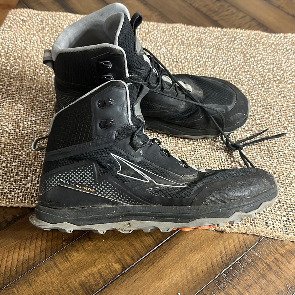 Altra Lone Peak All Weather
